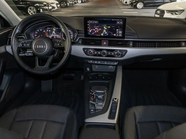 Audi A4 40 TFSI Business S-Tronic
