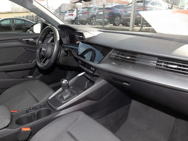 Audi A3 30 TDI Sedan Sportback