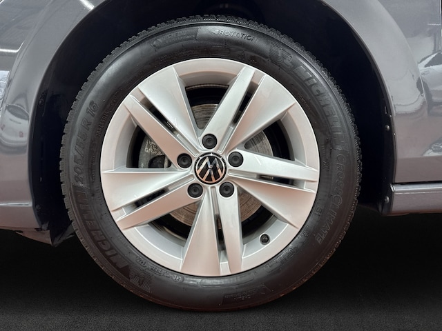 Volkswagen Golf 2.0 TDI DSG Life