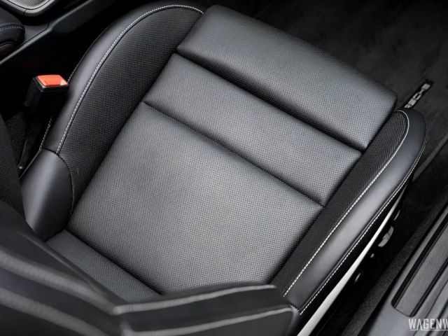 Porsche 992 Cabrio Carrera GTS