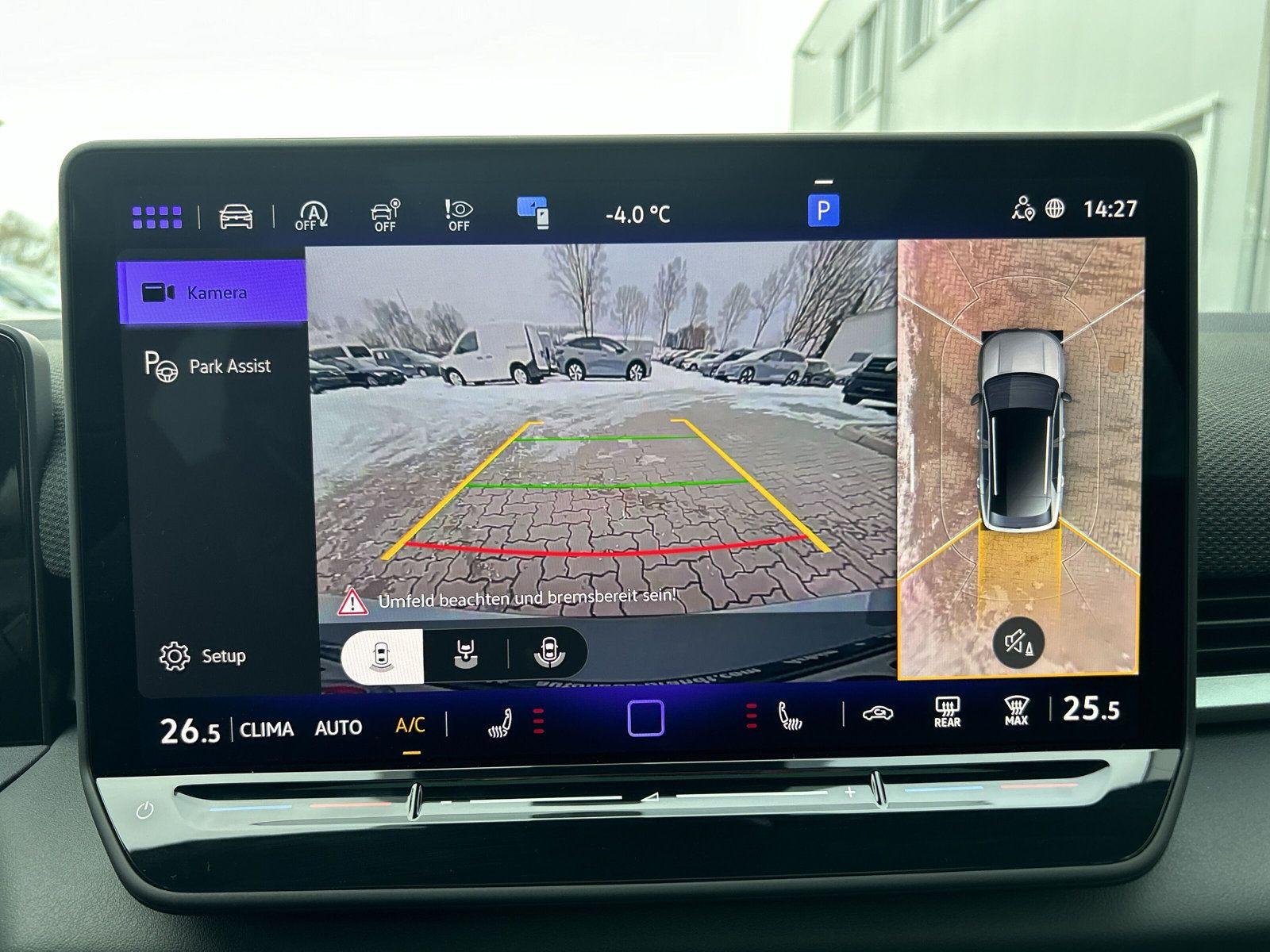 Volkswagen T-Roc 1.5 eTSI DSG R-Line