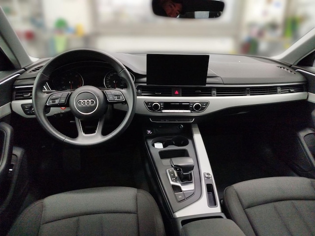 Audi A4 35 TFSI Avant S-Tronic