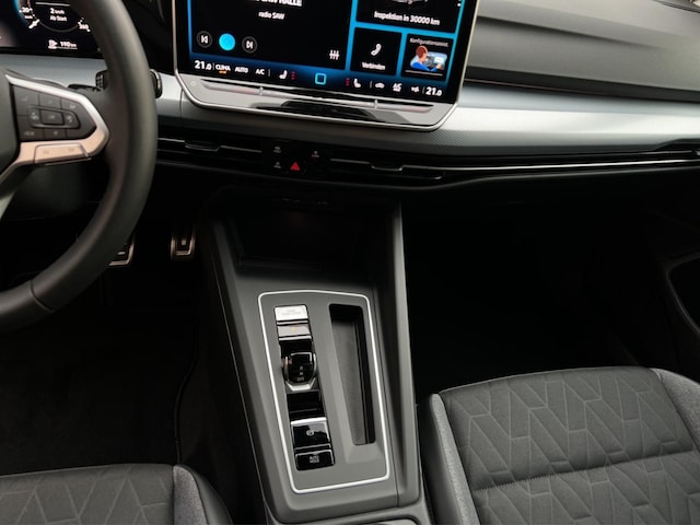 Volkswagen Golf 1.5 eTSI DSG Golf VIII