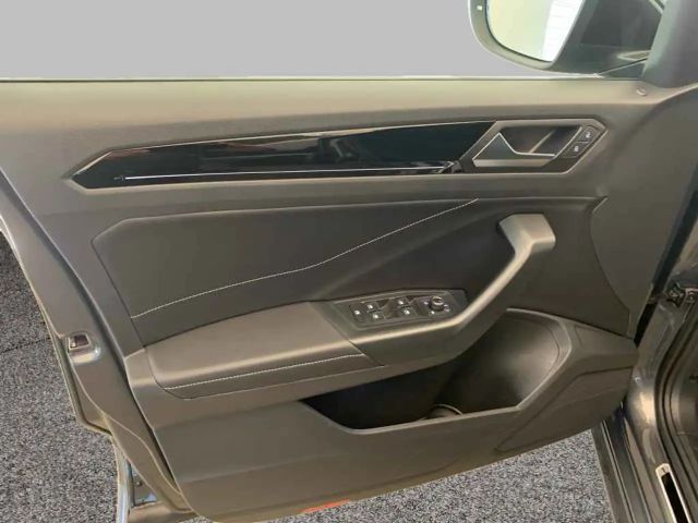 Volkswagen T-Roc DSG R-Line