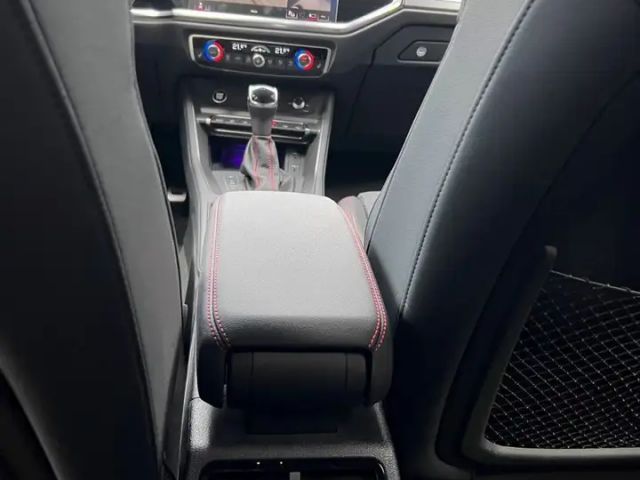 Audi Q3 40 TFSI Quattro S-Line Sportback