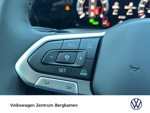 Volkswagen Golf 1.5 eTSI Golf VIII