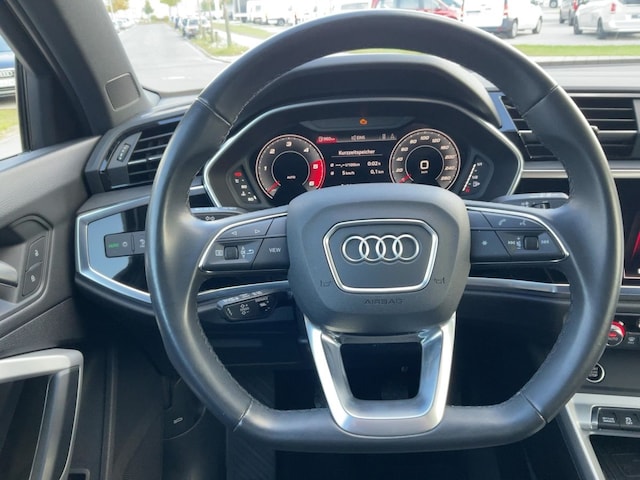 Audi Q3 35 TDI