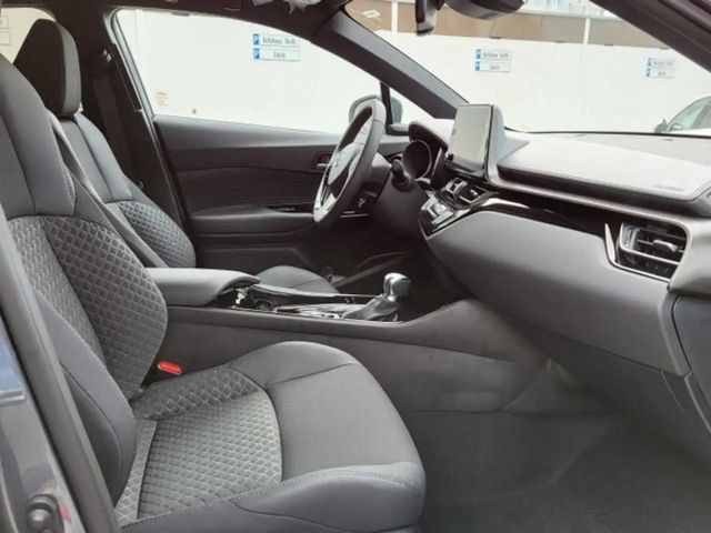 Toyota C-HR Hybride Team D