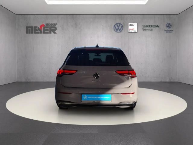 Volkswagen Golf 1.5 TSI