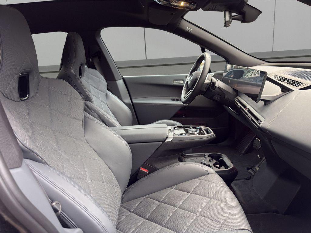 BMW iX xDrive60