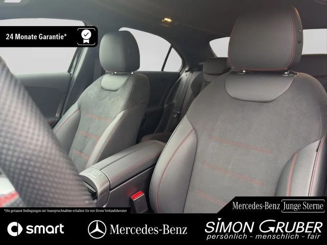 Mercedes-Benz A 200 AMG Line