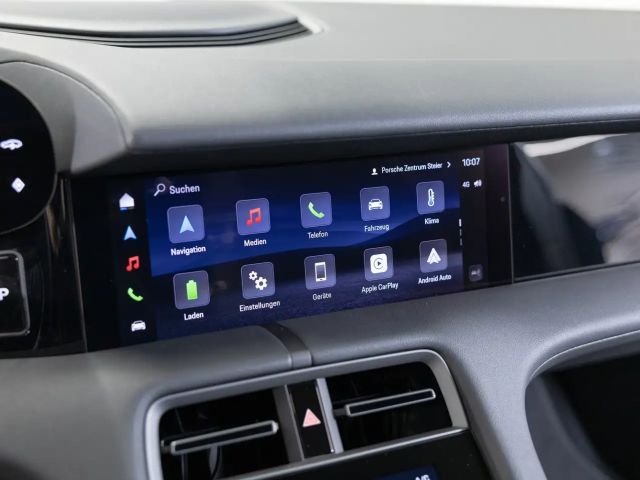 Porsche Taycan 4 Cross Turismo