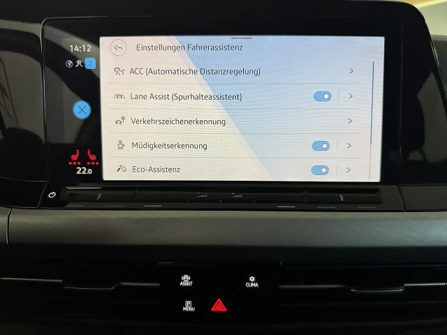 Volkswagen Golf DSG Life Variant