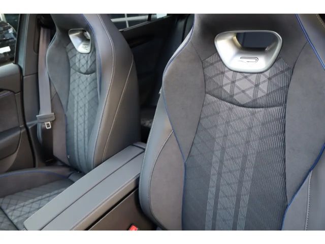 Volkswagen Passat IQ.Drive R-Line Variant