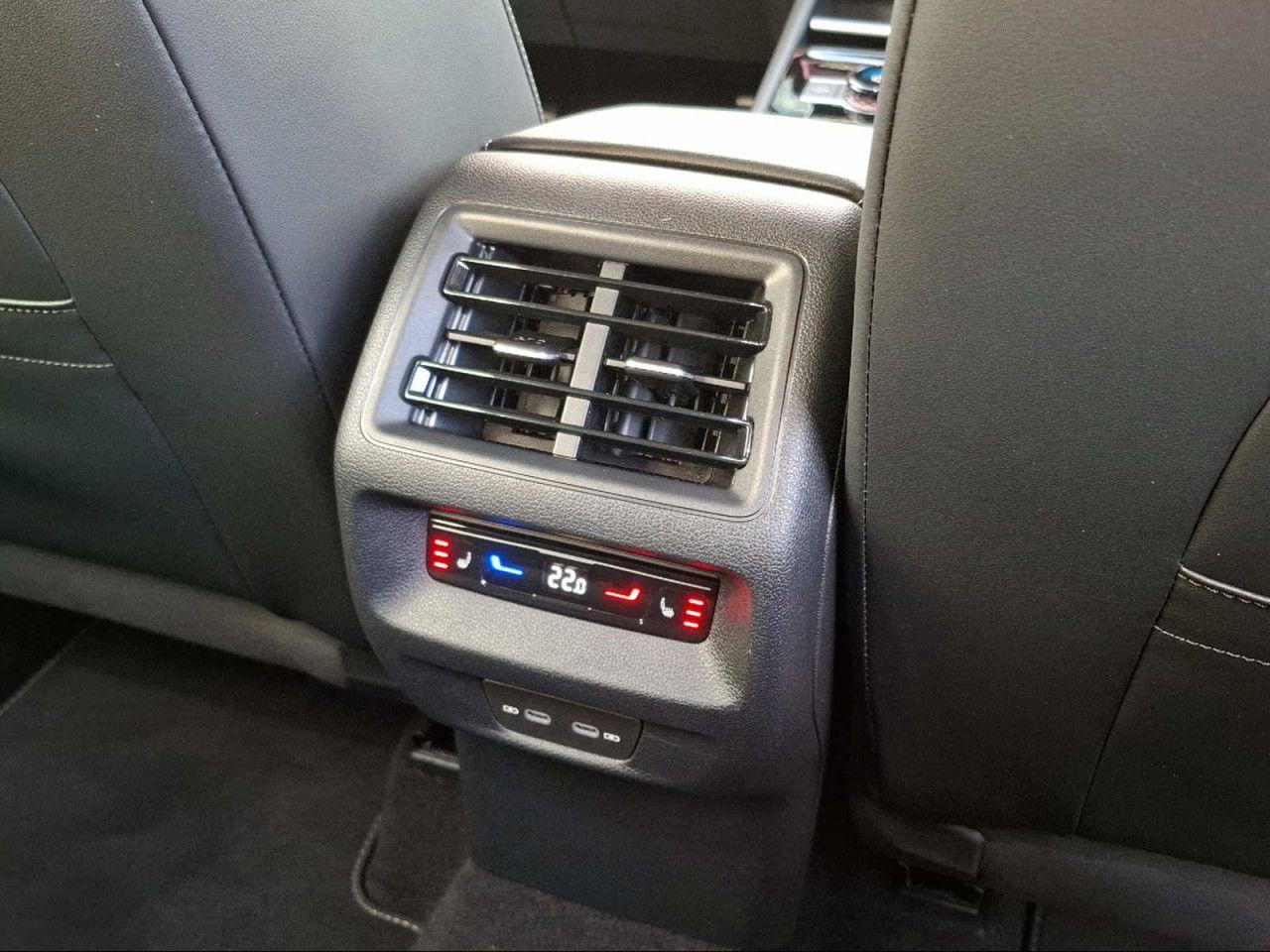 Volkswagen Tiguan 2.0 TDI 4Motion IQ.Drive R-Line