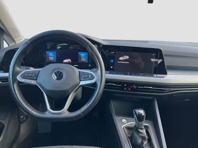 Volkswagen Golf Life Variant