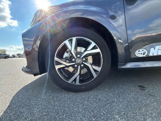 Toyota Yaris Hatchback Hybride VVT-i