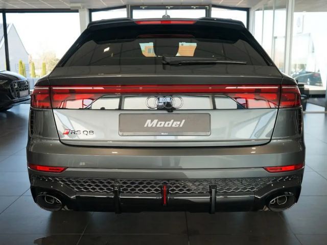 Audi RS Q8 Performance