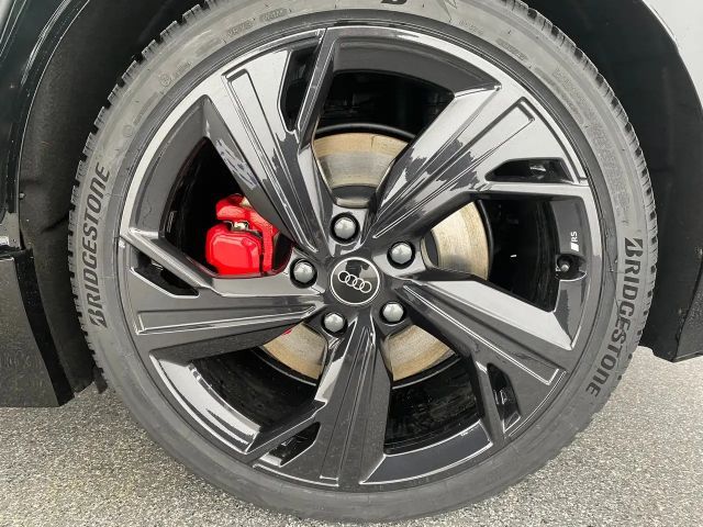 Audi S6 e-tron e-tron