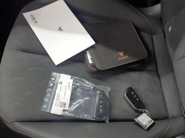 Cupra Terramar 1.5eTSI ACC+GJR+HeadUp+elHK+360KAM+KESSY Klima