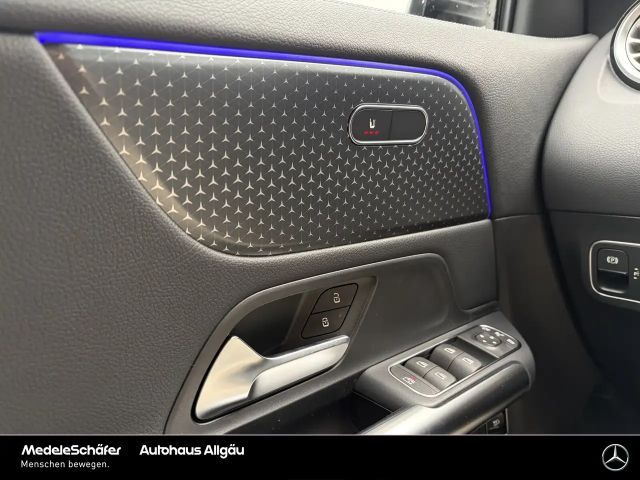 Mercedes-Benz GLA 200 GLA 200 Night AHK Distro Keyless Led 360° Ambi