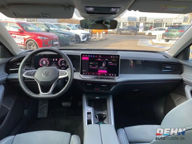 Volkswagen Passat 1.5 eTSI Business DSG Variant