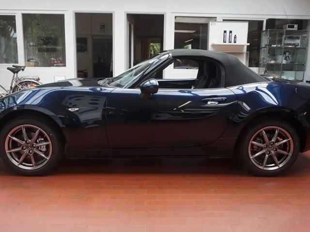Mazda MX-5 SkyActiv
