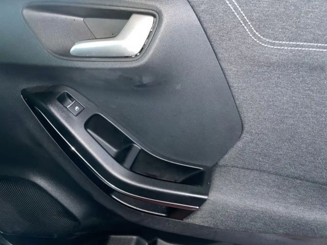 Ford Puma EcoBoost Titanium