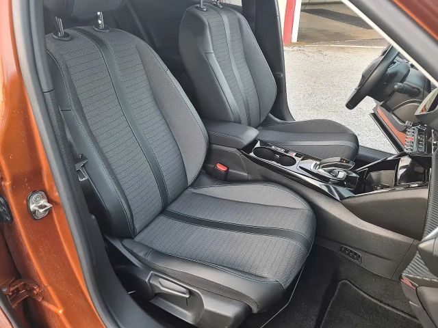 Peugeot E-2008 Allure Pack