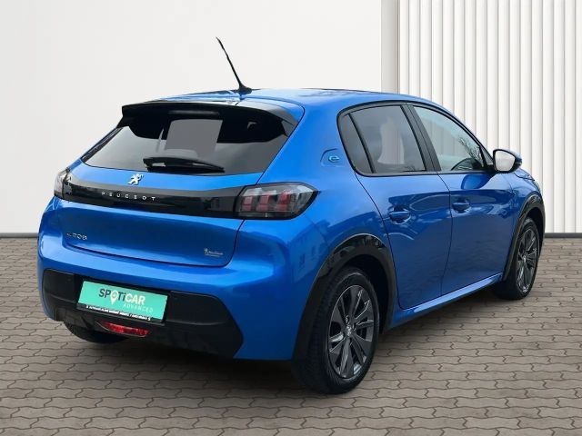 Peugeot E-2008 Active Pack