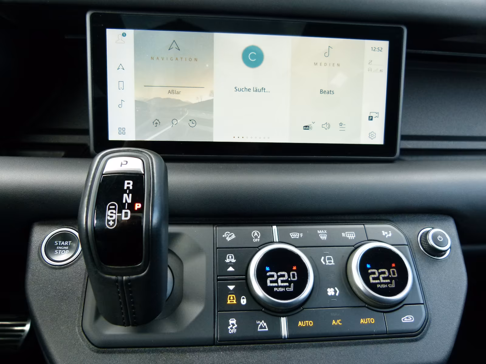 Land Rover Defender 90