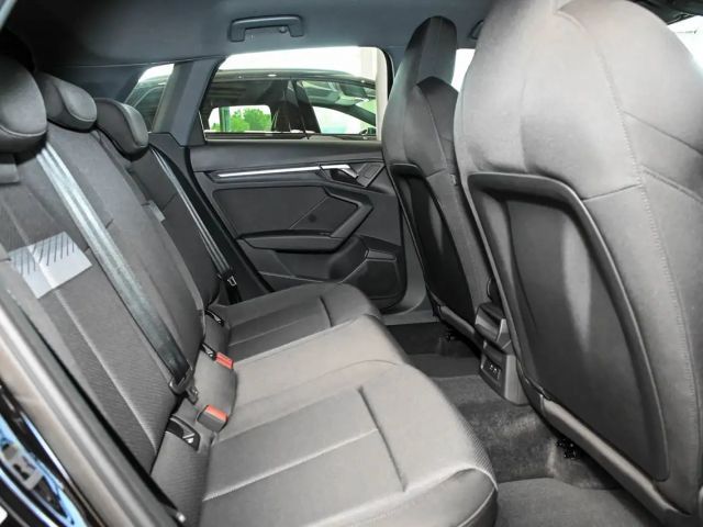 Audi A3 35 TFSI Sedan Sportback