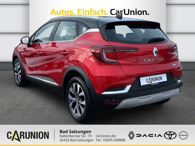 Renault Captur E-Tech Intens