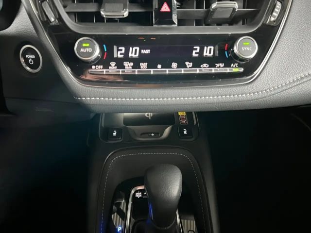 Toyota Corolla Hybride Team D