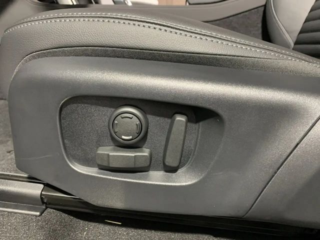 Land Rover Discovery Sport AWD D200 Dynamic SE