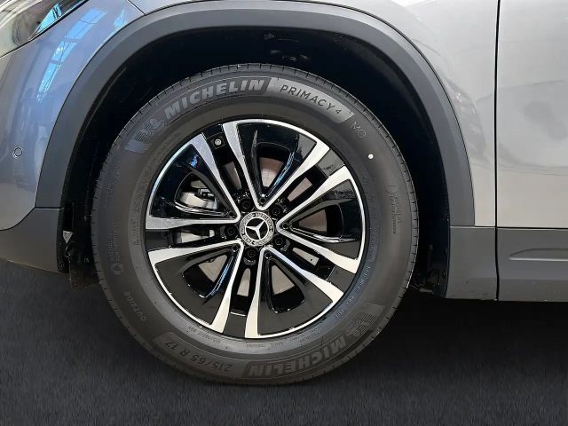 Mercedes-Benz GLA 200 MBUX+LED+PARKTRONIC+Kamera+SHz+AHK