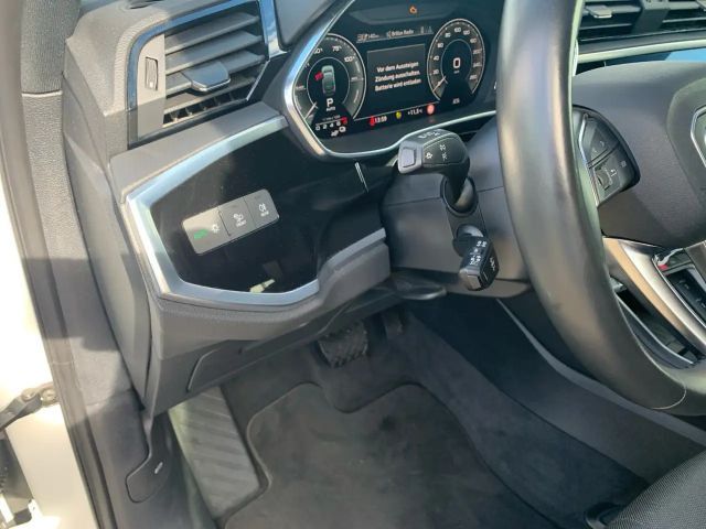 Audi Q3 S-Line S-Tronic