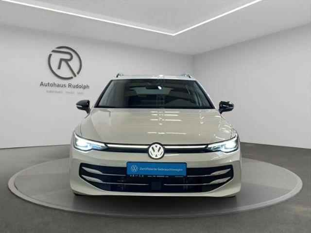 Volkswagen Golf 1.5 eTSI DSG Golf VIII Variant