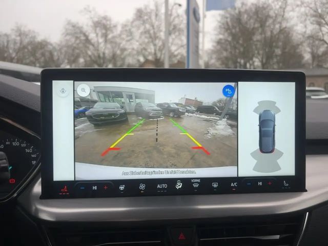 Ford Focus Titanium Wagon