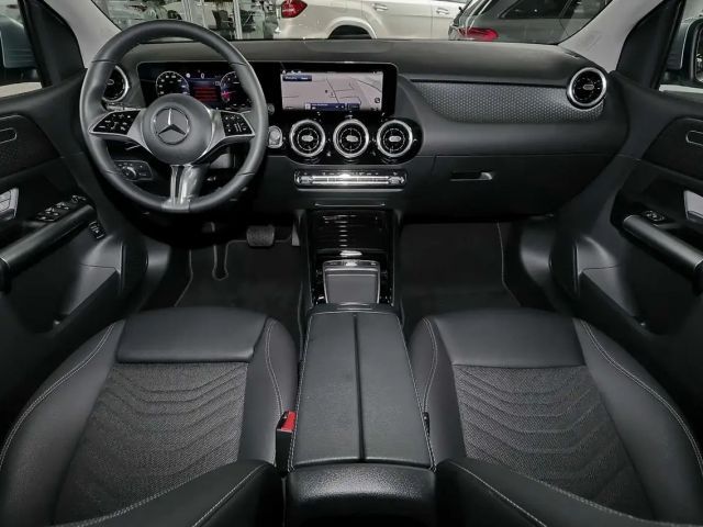 Mercedes-Benz B 200 Progressive