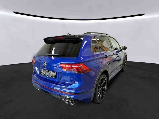 Volkswagen Tiguan BLACK 320PS NP.83T AKRAPOVIC.AHK.PANO.LEDER.AREA-VIEW.21