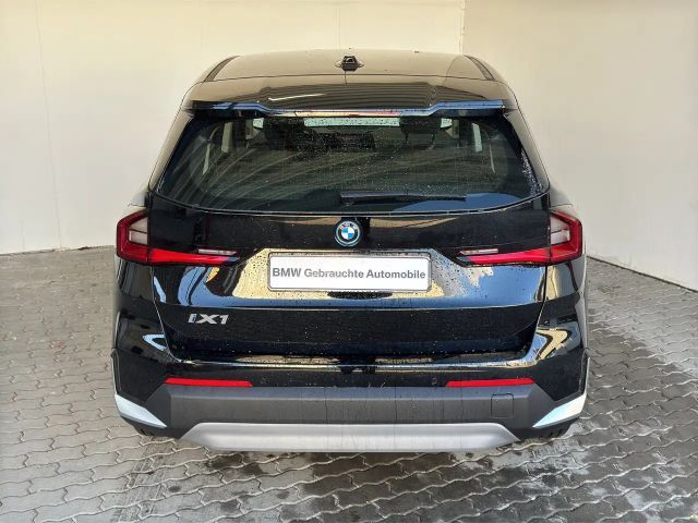 BMW iX1 xDrive30