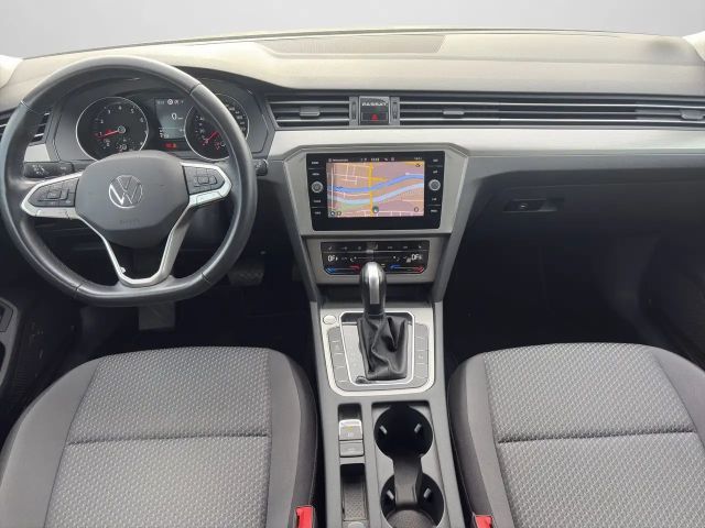 Volkswagen Passat 1.5 TSI DSG Variant