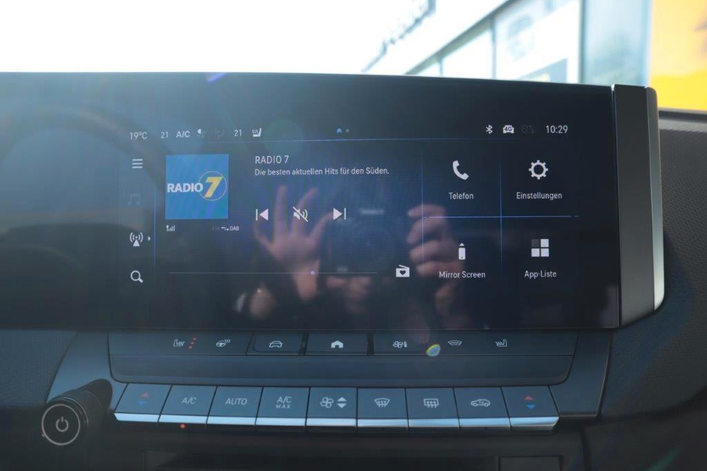 Opel Astra 1.2 Turbo Elegance Sports Tourer