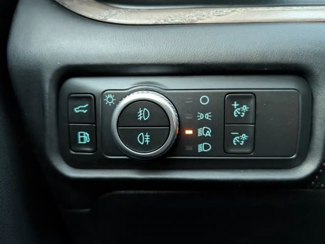 Ford Explorer Platinum Plug in Hybrid