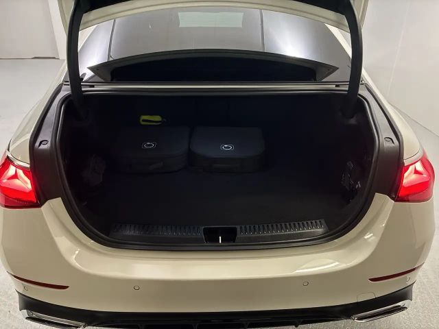 Mercedes-Benz E 300 E 300 de Sedan