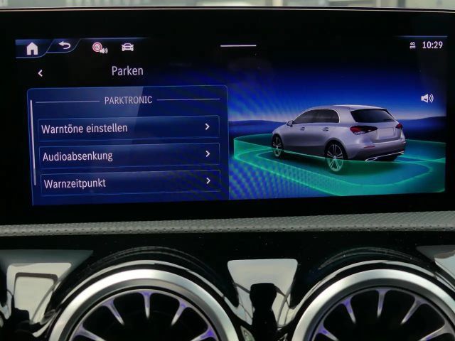 Mercedes-Benz A 180 AMG Line