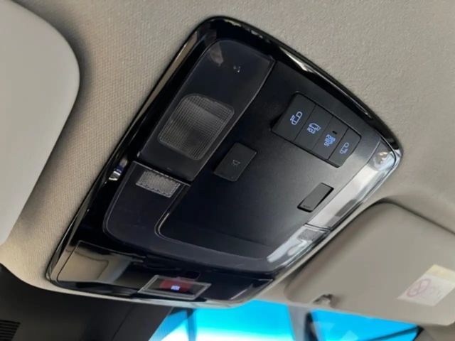 Hyundai Staria Trend