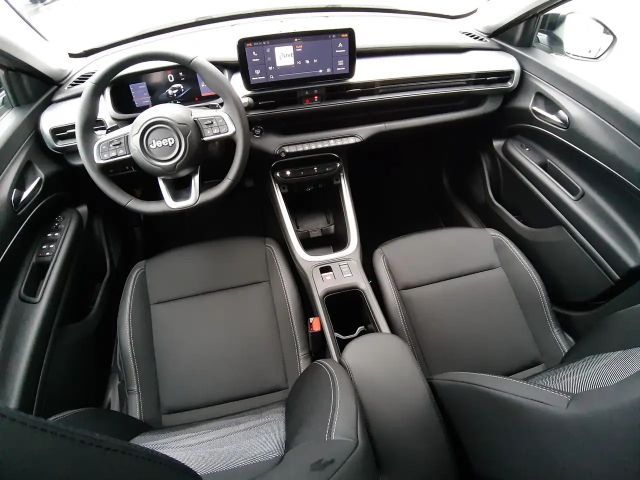 Jeep Avenger Full-Electric Summit