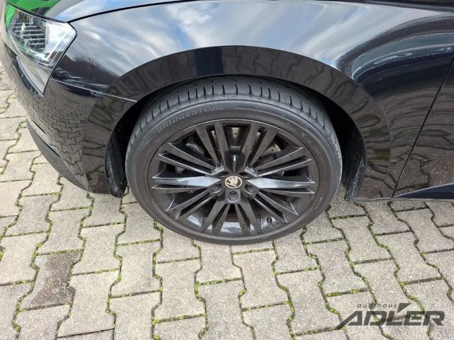 Skoda Superb 4x4 Combi Style Style